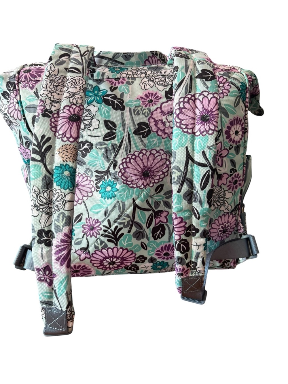 Vera Bradley Vera Penelope’s Garden Backpack– Near New Condition - Picture 5 of 10